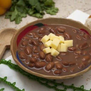 Frijoles bayos caldosos